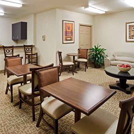 Holiday Inn Hotel & Suites Beaufort At Highway 21 By Ihg Экстерьер фото