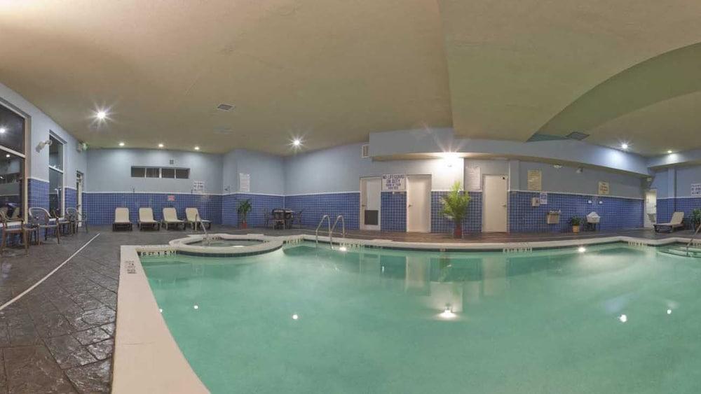 Holiday Inn Hotel & Suites Beaufort At Highway 21 By Ihg Экстерьер фото